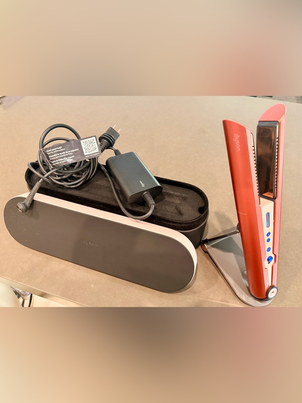 Dyson Corrale Cordless Straightener Copper/Rose charger dock case 2025 great con